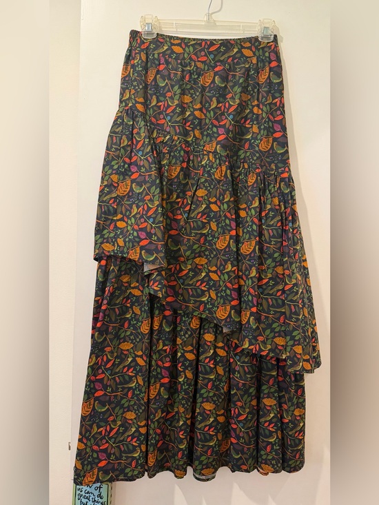 Avara Dresses & Skirts - Floral Tiered Maxi Skirt - Black with Multicolor Leaf Print